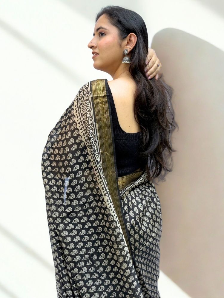 Midnight Charm – Black Maheshwari Silk Cotton Saree with Bagru Print