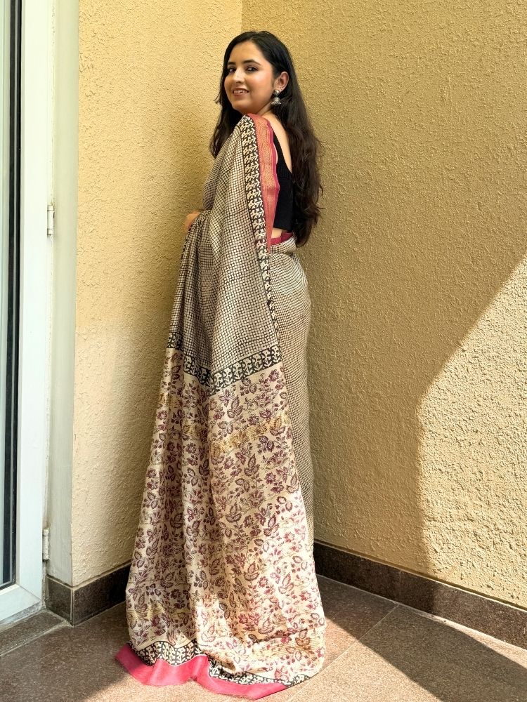 Royal Harmony – Black & Pink Maheshwari Silk Cotton Saree with Check Print