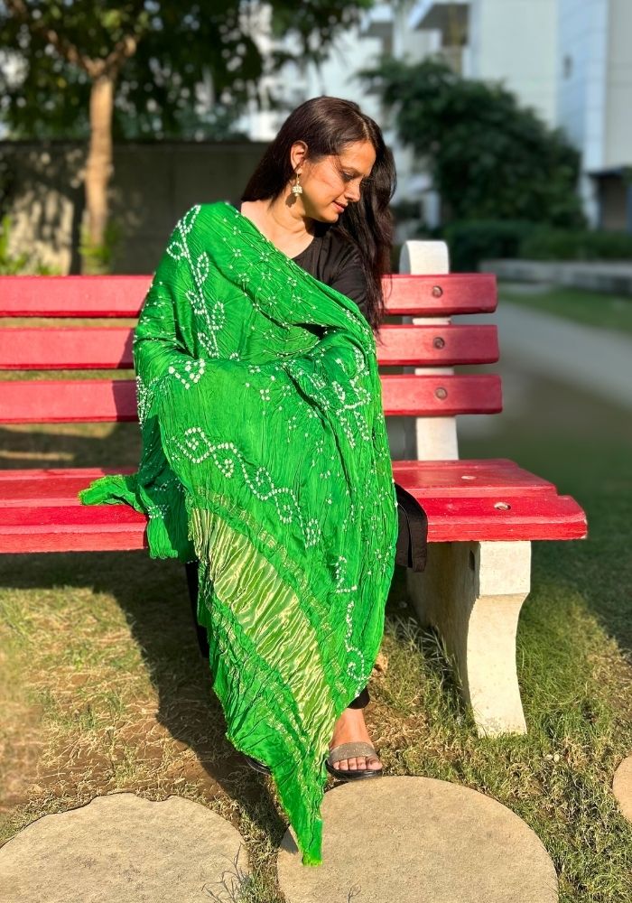 Emerald Green Pure Gajji Silk Lehriya Bandhani Dupatta with Zari Border
