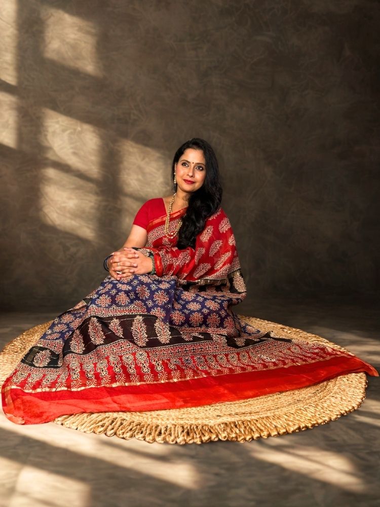 Crimson Harmony – Red & Blue Chanderi Silk Cotton Saree with Ajrakh Prints