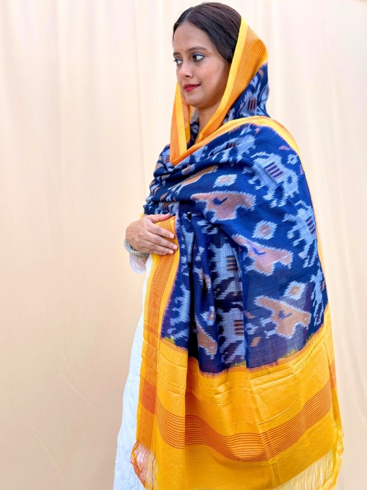 Ocean Bloom – Blue & Yellow Pochampally Double Ikat Cotton Dupatta