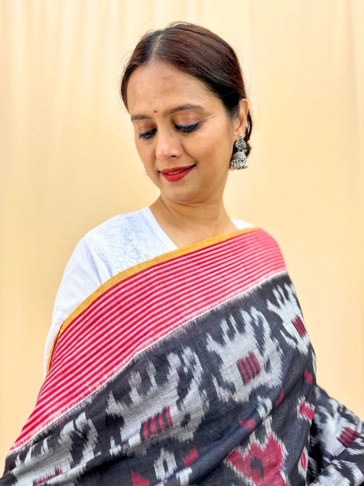 Midnight Radiance – Black & Yellow Pochampally Double Ikat Cotton Dupatta